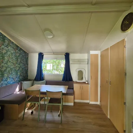 Mobil-home 5 Personnes Avec Terrasse *